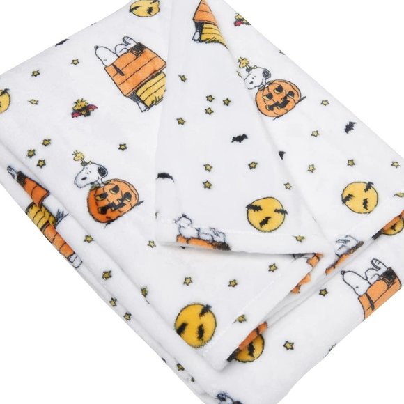 Berkshire Bedding Berkshire Peanuts Halloween Snoopy Twin Blanket 5